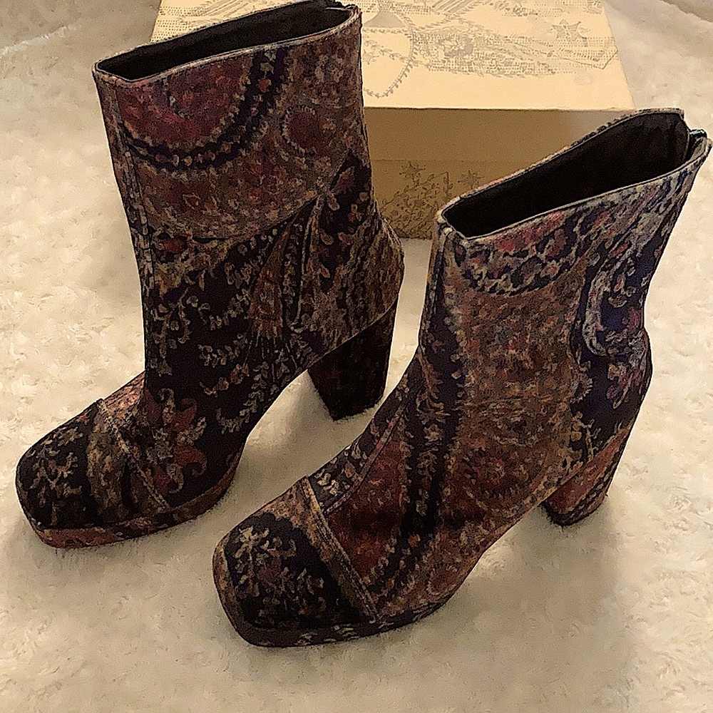 Free People velvet booties
